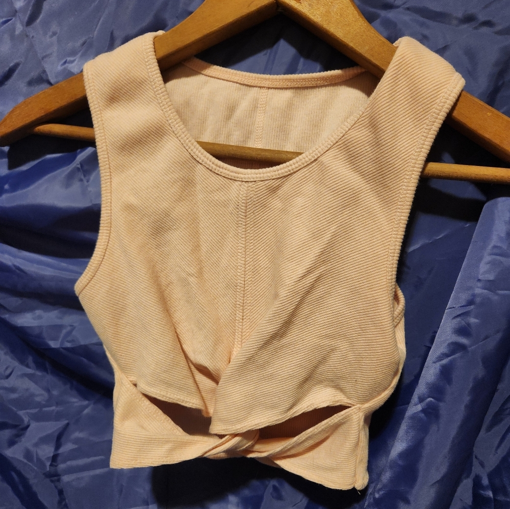 ❤️‍🔥3/$18 Unbranded Workout Crop Top